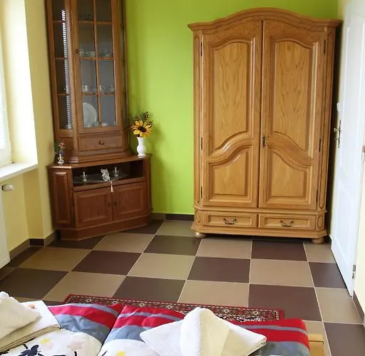 Πανσιόν Anastazis - Eden 4*